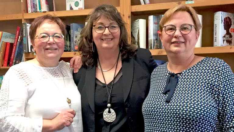 Gudrun Gronau (l.) und ihre Team (Foto: Marek Schirmer)