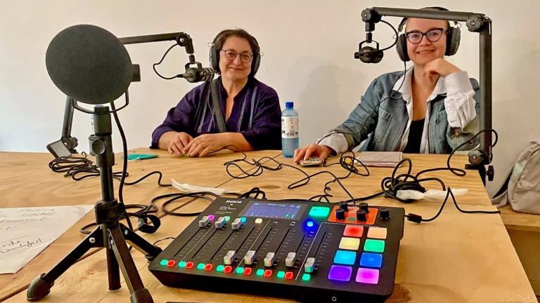Nana Shanava vom „Internationalen Kultur- und Begegnungszentrum“ (IKBZ) und Nataliya Koshel vom Integrationsrat der Stadt Witten (Foto: Marek Schirmer)